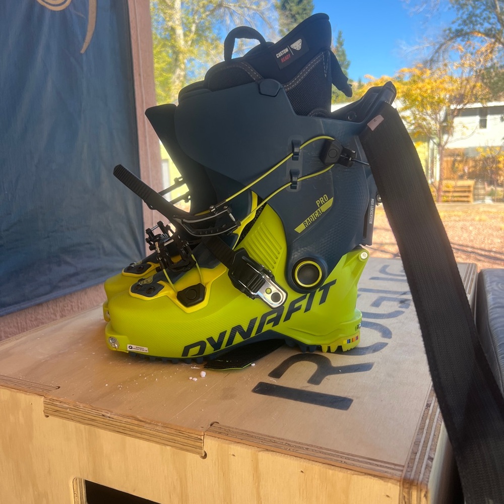 Dynafit radical pro 25.5 ski boot